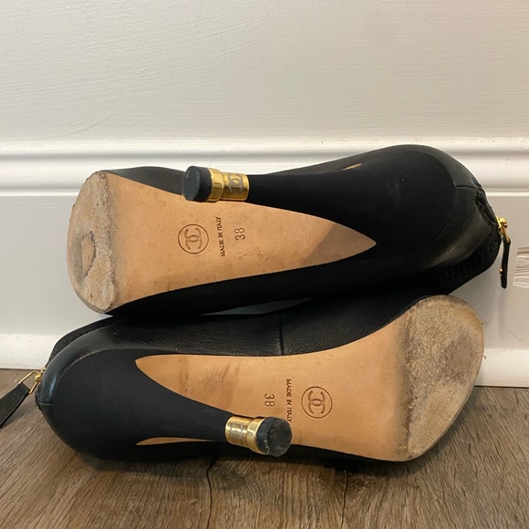 Chanel Black Lambskin Leather Boots with Gold Tip Heels - Picture 7 of 13